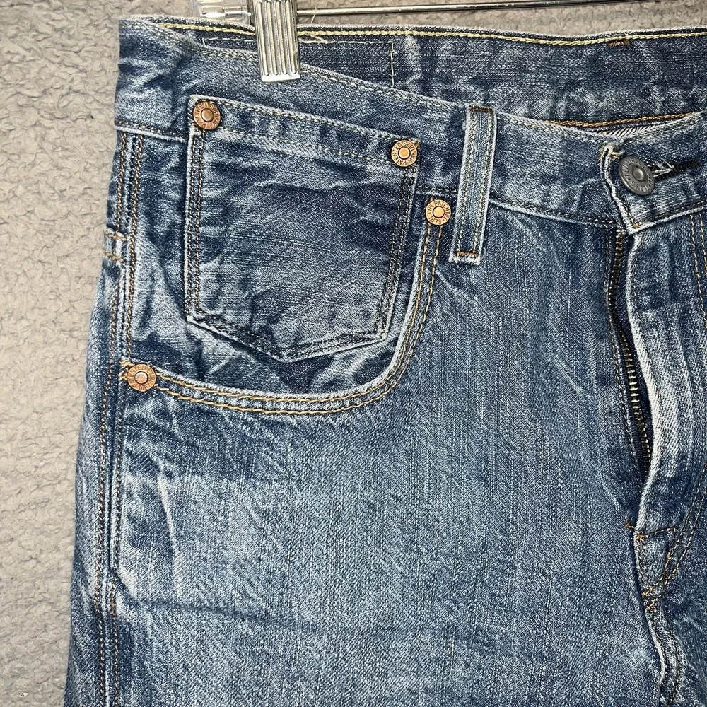 VTG Levi's 511 Jeans Men's Size 32 x 34 (32 x 30) Blue Denim Medium Wash Cut Hem